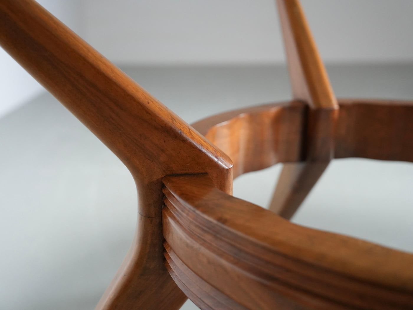 Round Dining Room Table in Walnut and Marble by Ariberto Colombo, Italy, 1950's