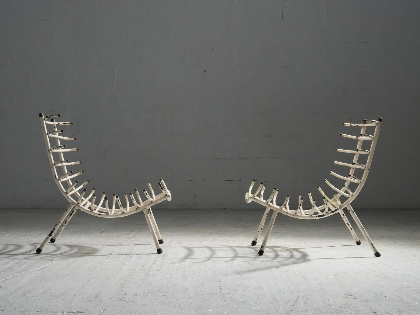 Set of Two White Rib Chairs in Metal and Brass, Brazil, 1950's