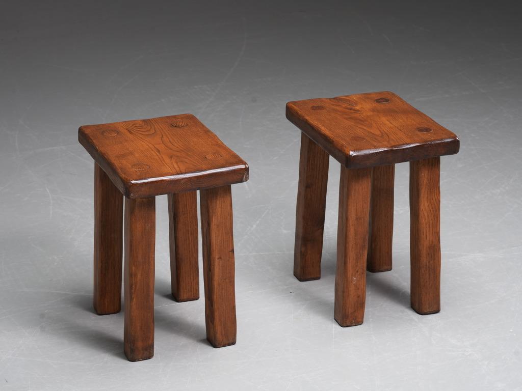 Brutalist Dining Room Set in Solid Pine including 6 Stools, France, 1970's
