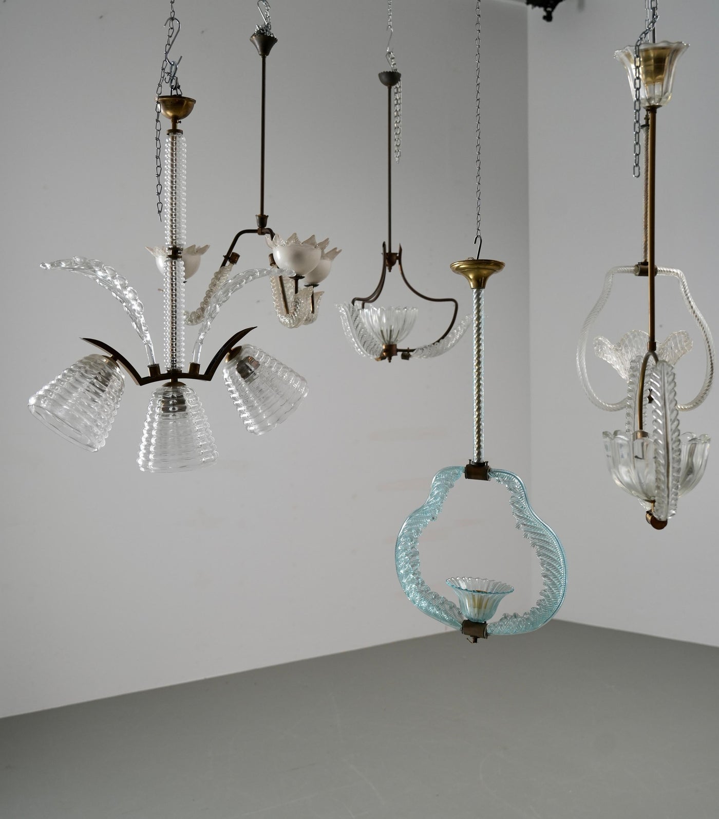 Set of 6 Pendants in Glass and Brass, Italy, 1940’s