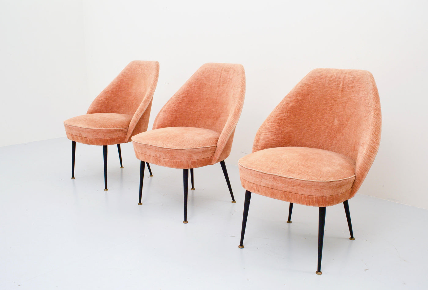 Set of Three Lounge Chairs in Pink Velvet by Carlo Pagano for Arflex, Italy 1952
