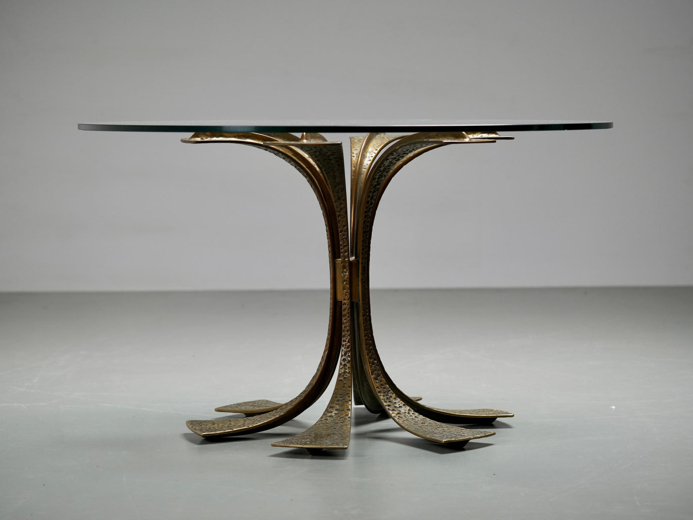 Luciano Frigerio Dining Table in hammered Brass and Glass, Italy, 1960's