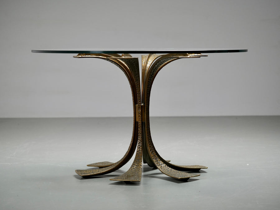 Luciano Frigerio Dining Table in hammered Brass and Glass, Italy, 1960's