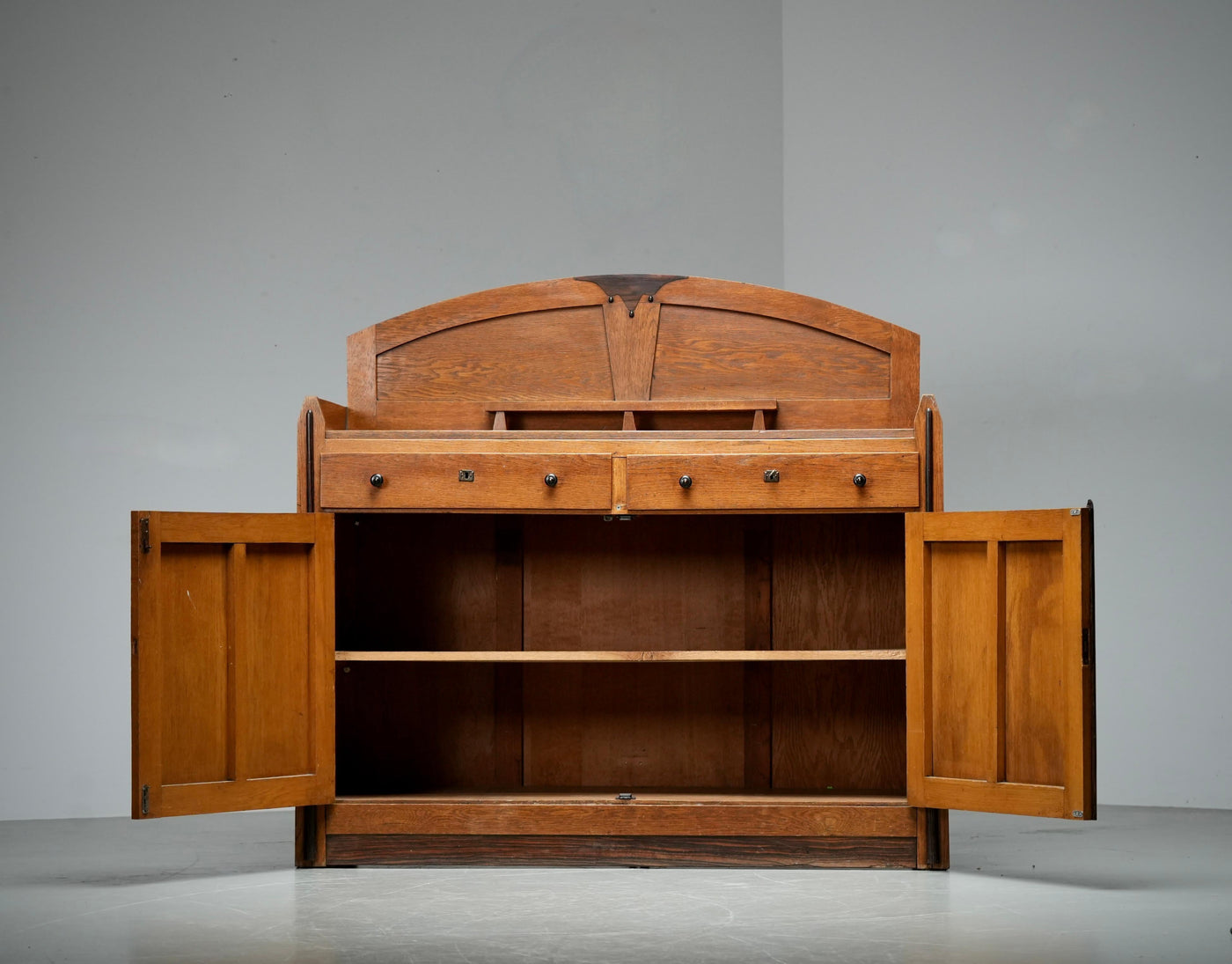 Art Deco Bar Cabinet in Solid Oak and Coromandel, Europe, 1930