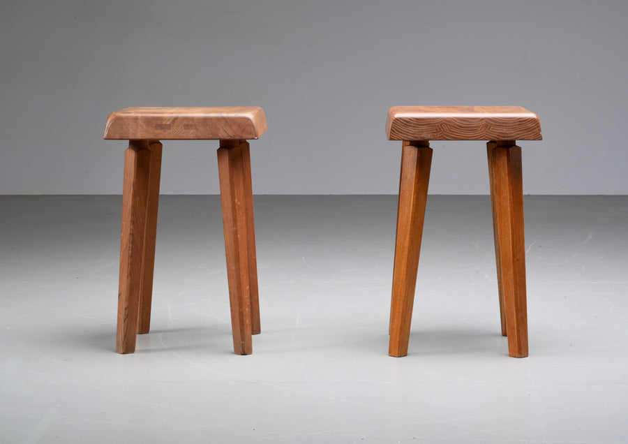 Set of 2 Pierre Chapo Stools S01 patinated old version in Elm, France, 1970's
