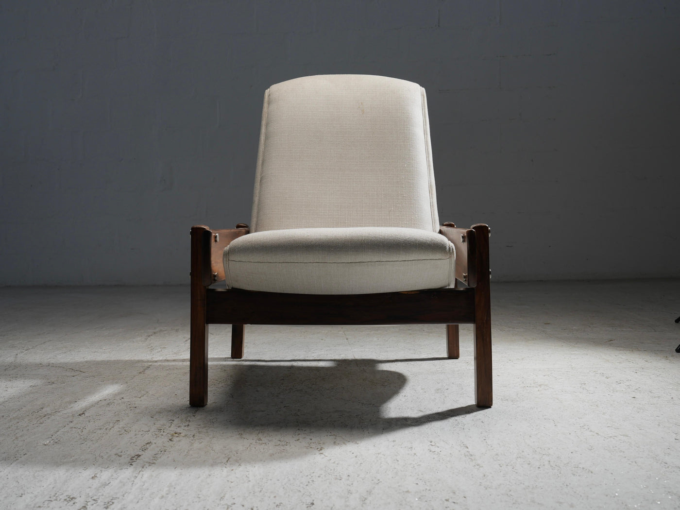 'Vronka' Armchair by Sergio Rodrigues in Wood and Fabric, Brazil, 1962