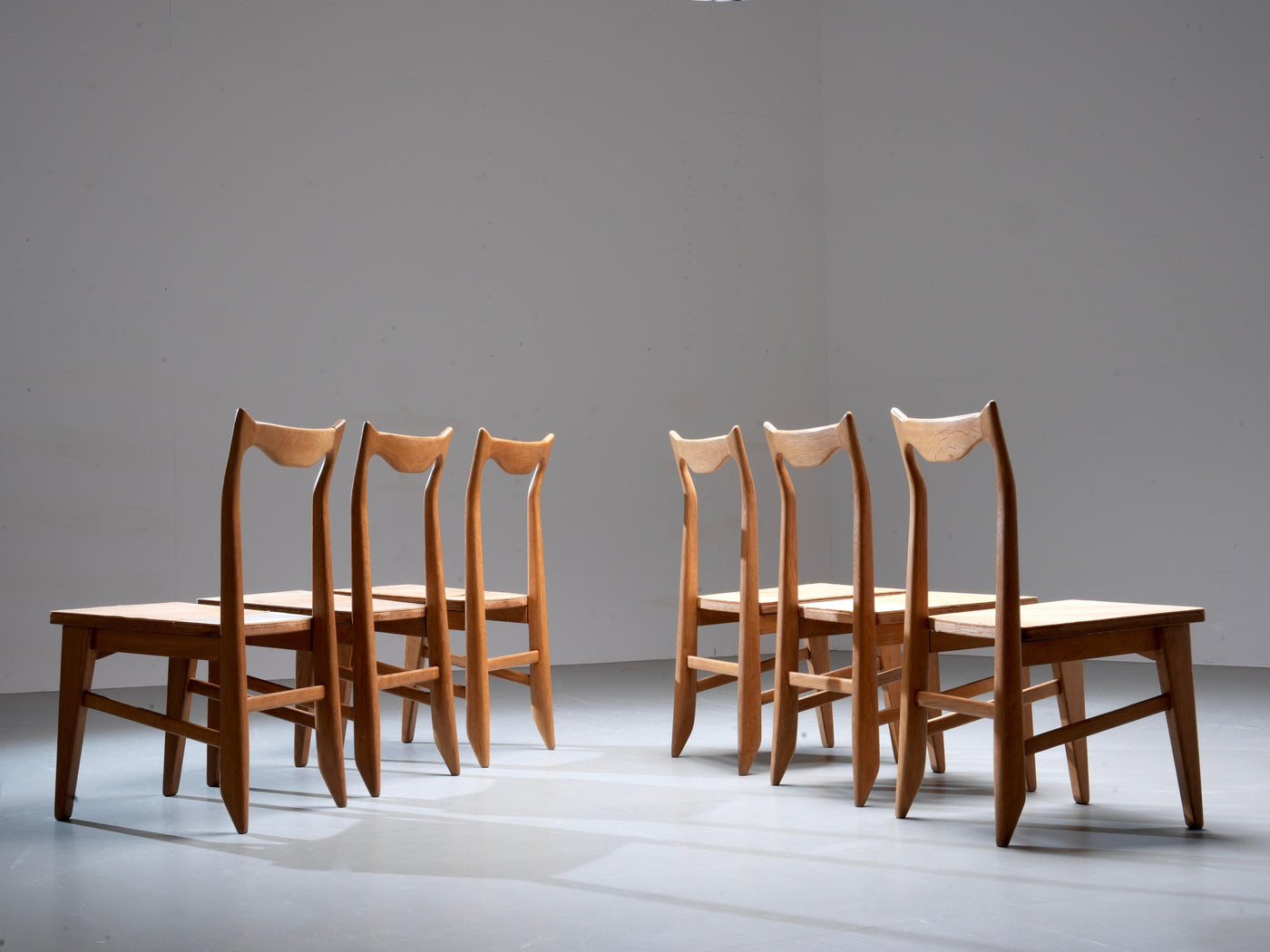 Set of 6 Guillerme et Chambron Dining Chairs in Oak, France, 1960's