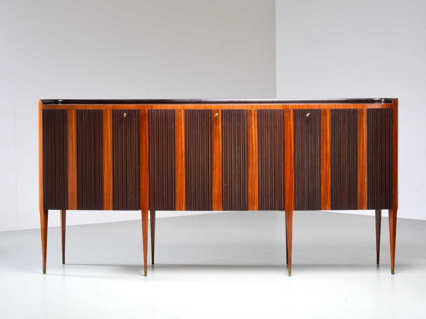 Paolo Buffa Eight-Legs Grande Credenza in Wood, Brass and Glass, Italy, 1950's