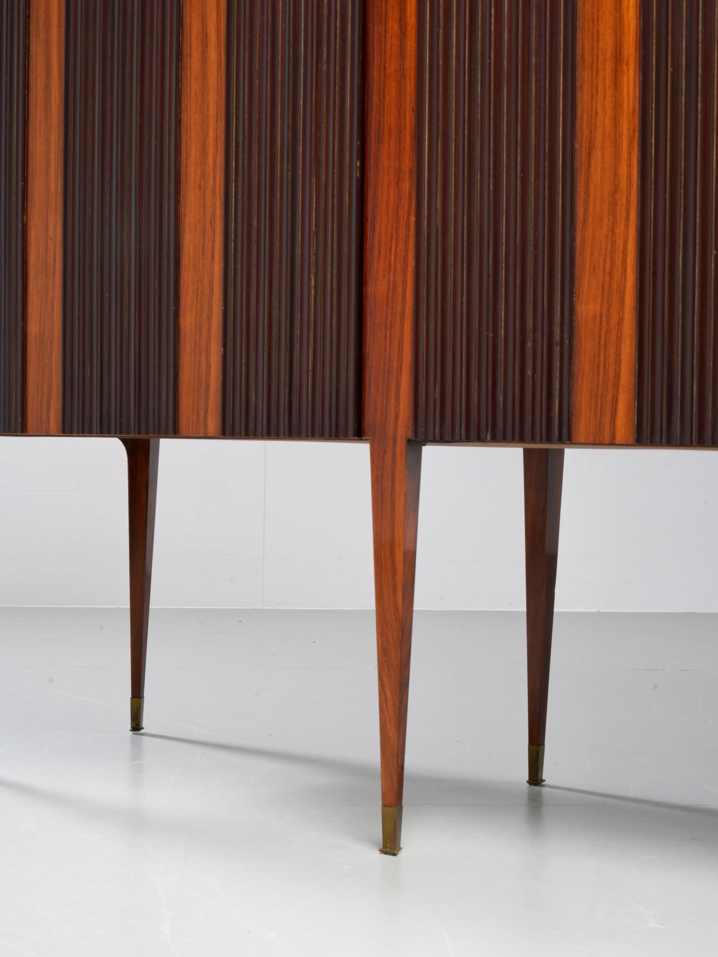 Paolo Buffa Eight-Legs Grande Credenza in Wood, Brass and Glass, Italy, 1950's