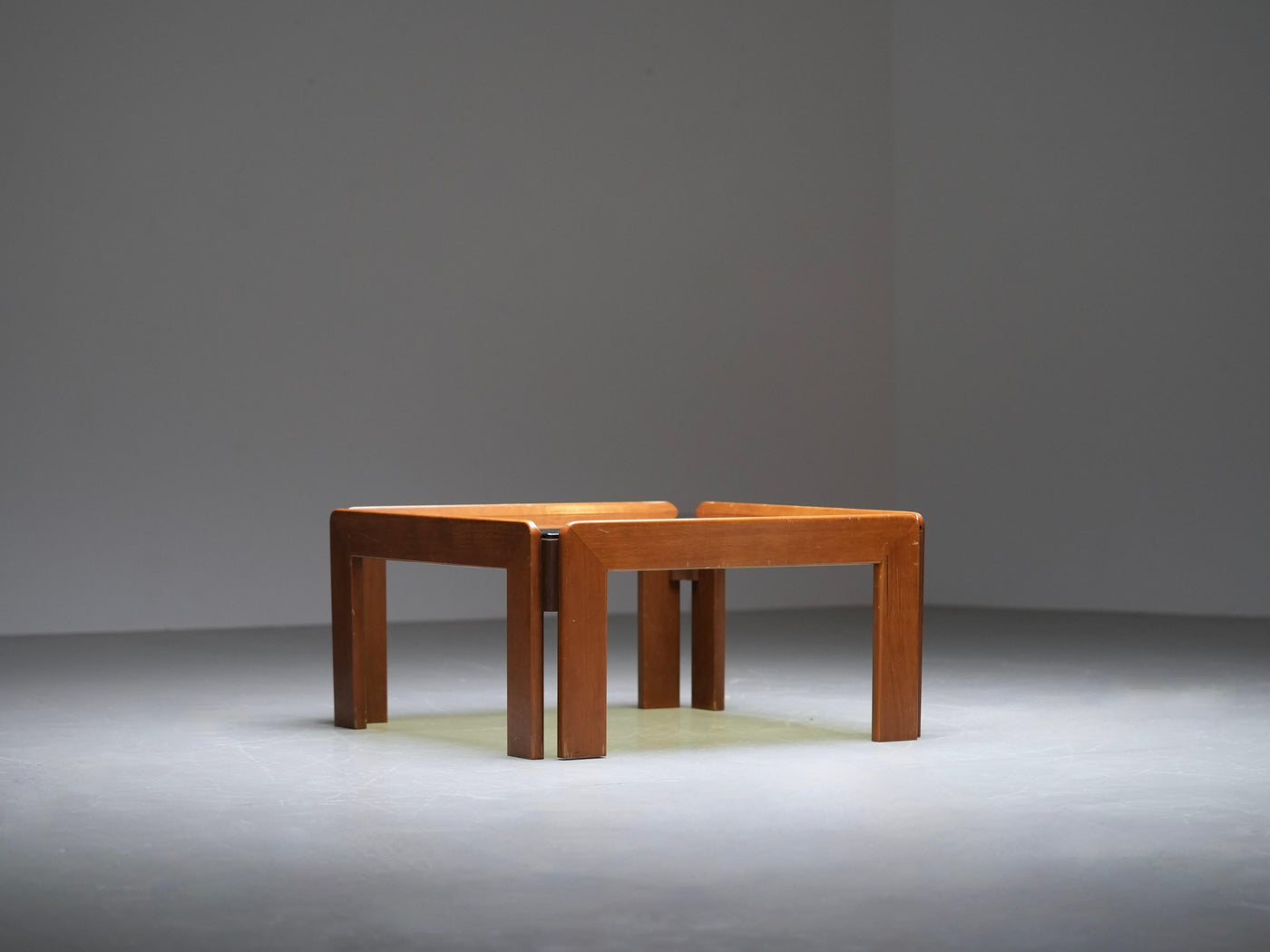 Afra and Tobia Scarpa Coffee Table in Walnut and Glass, Italy, 1960's