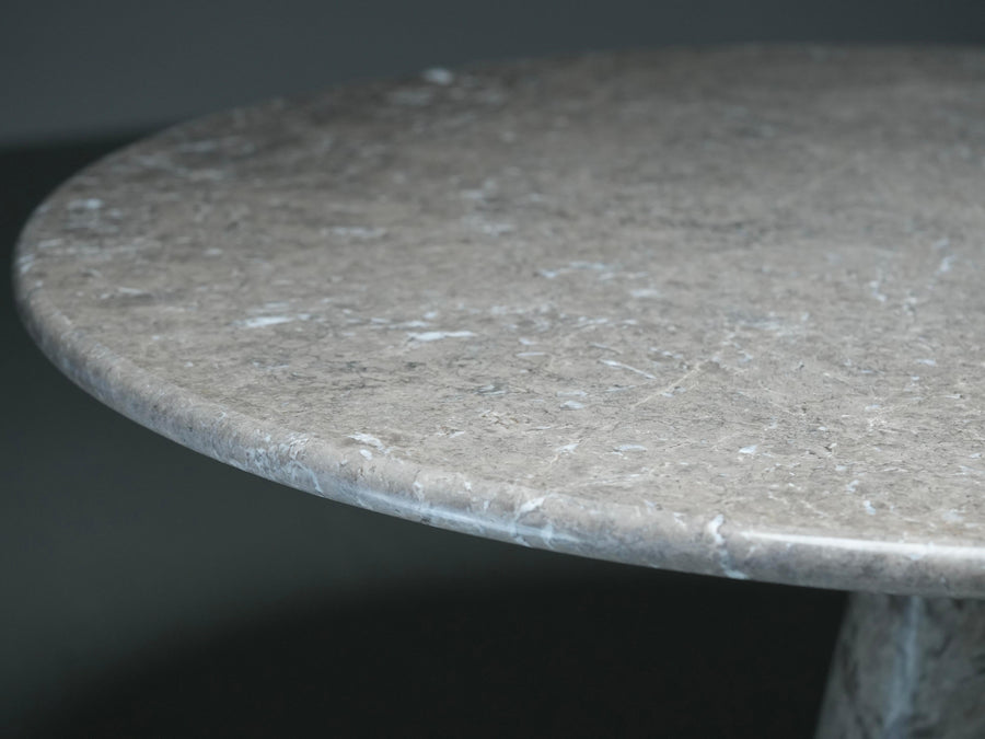 Angelo Mangiarotti 'M1' Dining Table for Skipper in light grey Marble, 1969