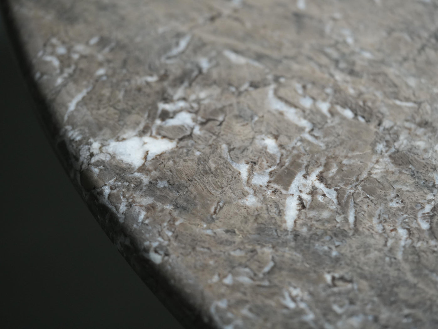 Angelo Mangiarotti 'M1' Dining Table for Skipper in light grey Marble, 1969