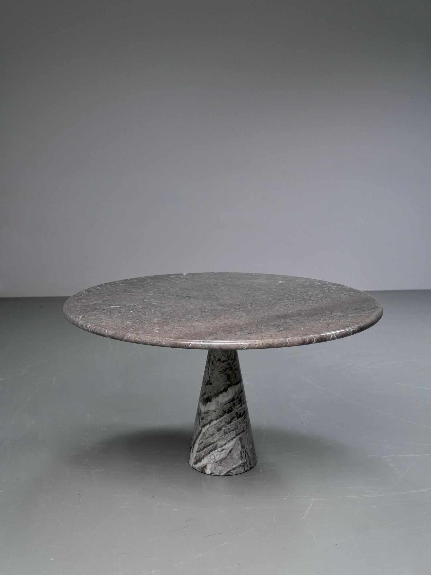Angelo Mangiarotti 'M1' Dining Table for Skipper in light grey Marble, 1969