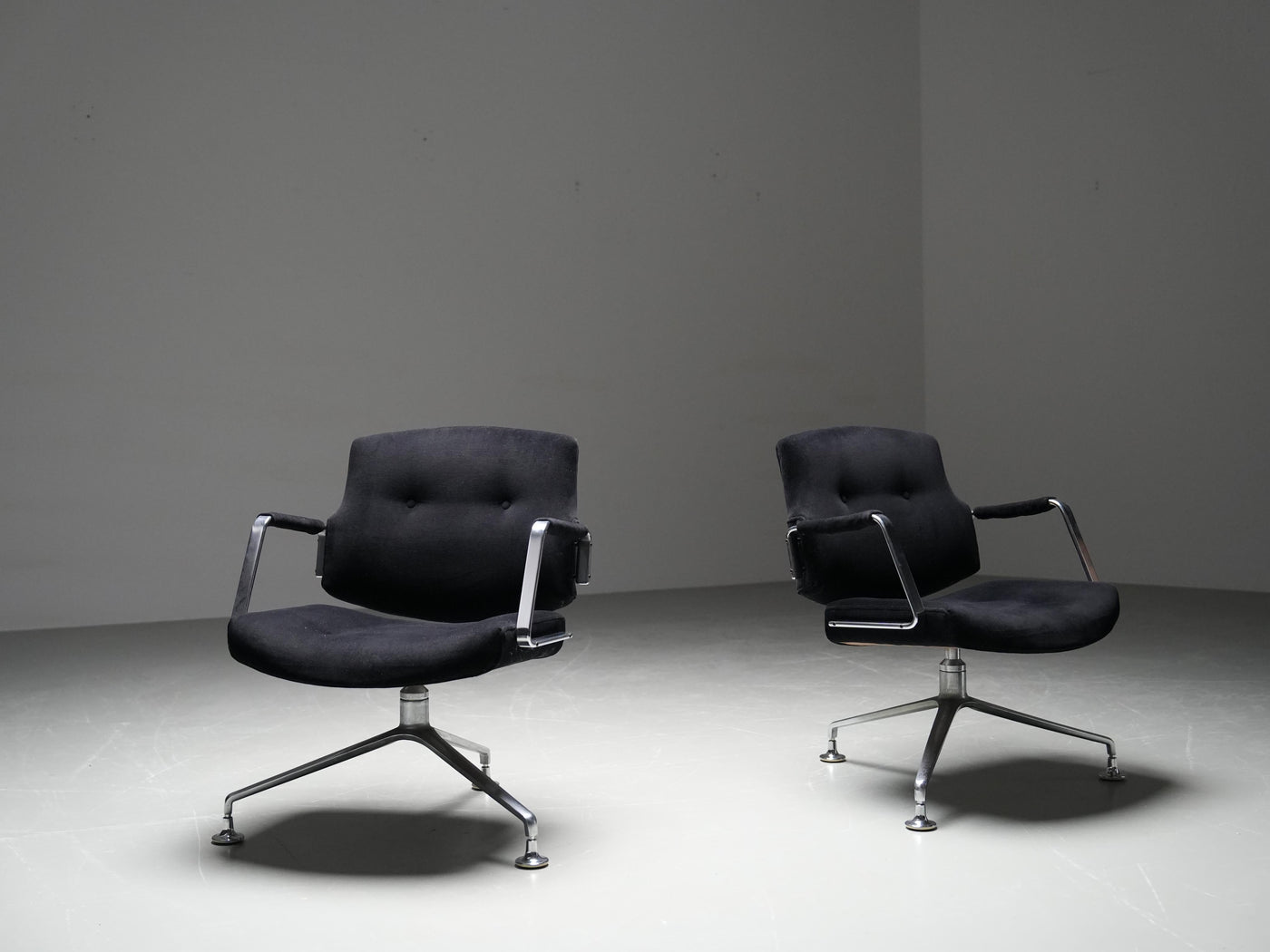 Set of 4 FK 84 Armchairs by Fabricius and Kastholm in Velvet and Metal, 1960's