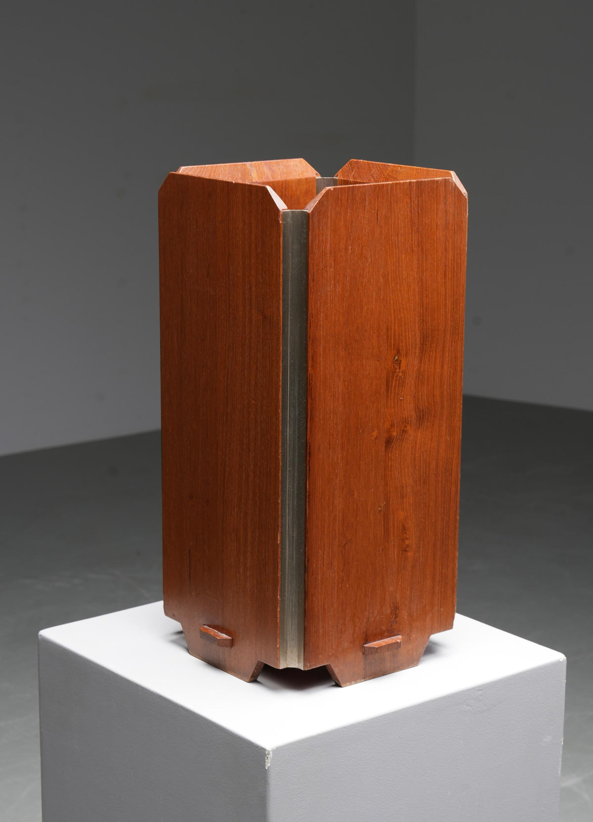Ico Parisi Umbrella Stand for Stildomus in Walnut and Metal, Italy, 1950's