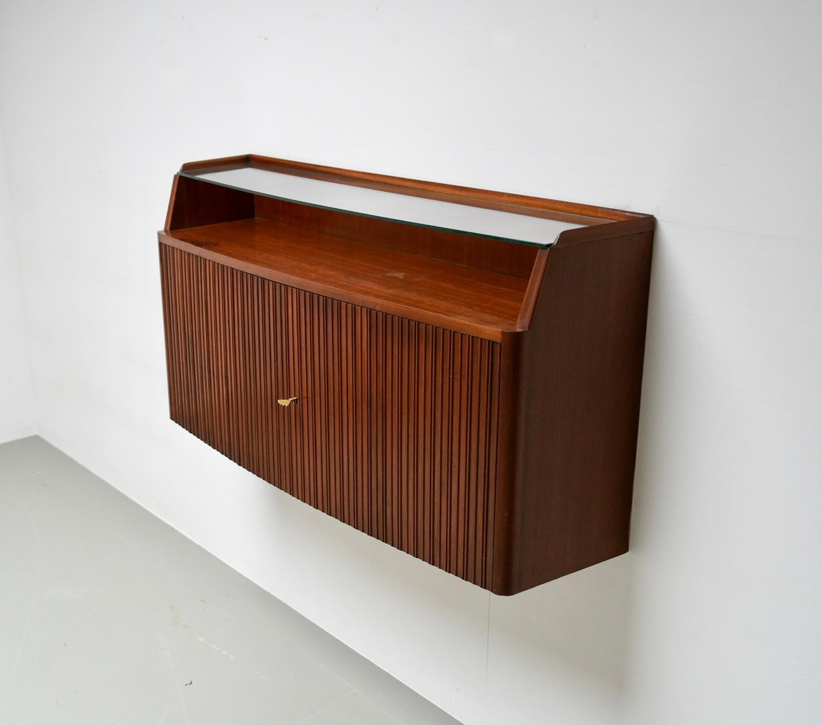 Wall Mounted Credenza by Paolo Buffa for Serafino Arrighi, Italy, 1950's