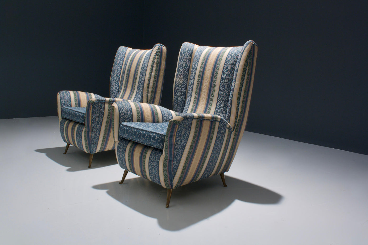 Set of Two Lounge Chairs by I.S.A. in Silk Upholstery and Brass, Italy, 1950s