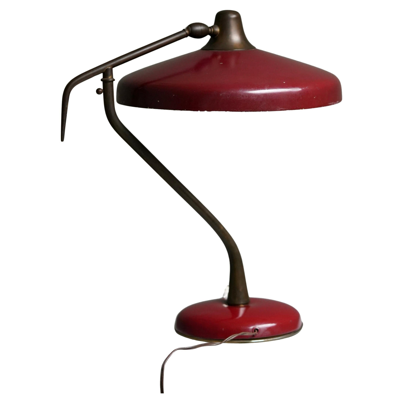 Oscar Torlasco Desk Lamp in Bordeaux Red Metal and Brass for Lumi, Italy, 1950's