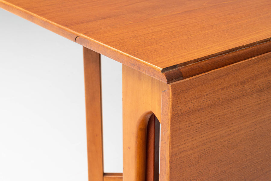 Sculptural Dining Table with Two Drop Leaves in Teak, Denmark, 1960's